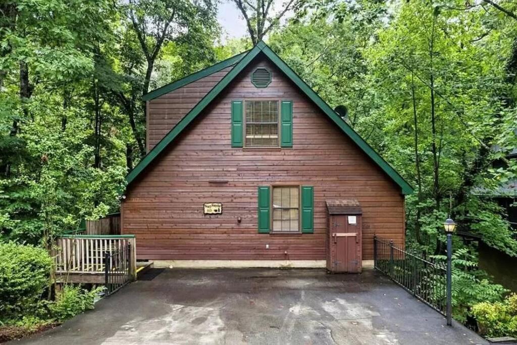 Beary Peaceful Smokies Retreat: Hot-Tub & Pools Villa Пиджен Фордж Екстериор снимка